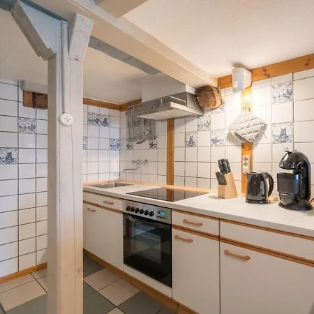 Vakantiehuis With Ship Mast F2